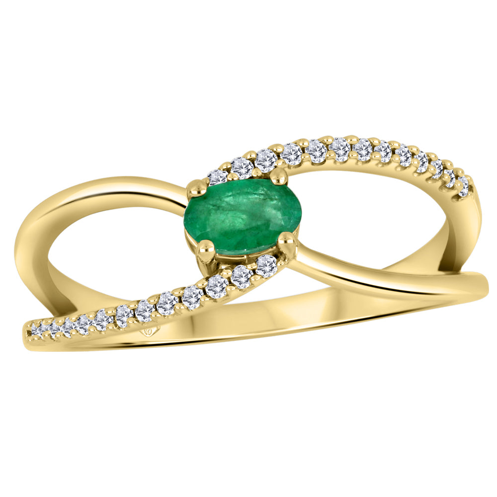 10k Emerald & Diamond Ring