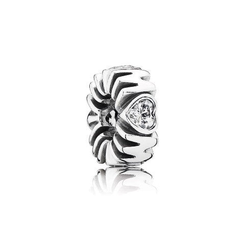Pandora Spacer; Mother's Pride