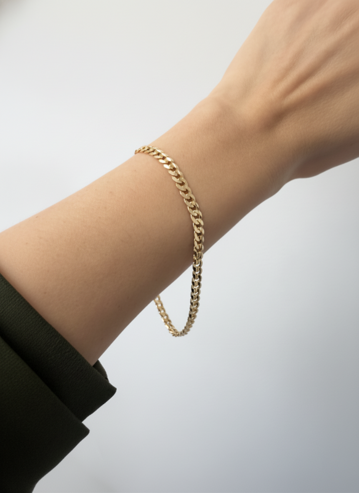 10k yellow gold 4.6mm concave