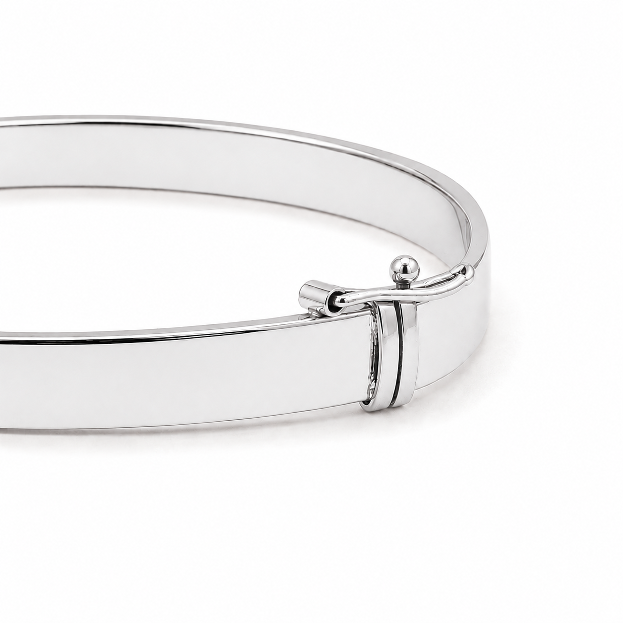 10k White Gold Polished 5.9mm Oval Bangle Bracelet