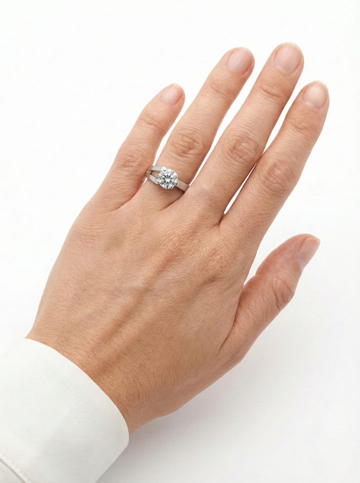 Split Shank 8MM CZ Ring
