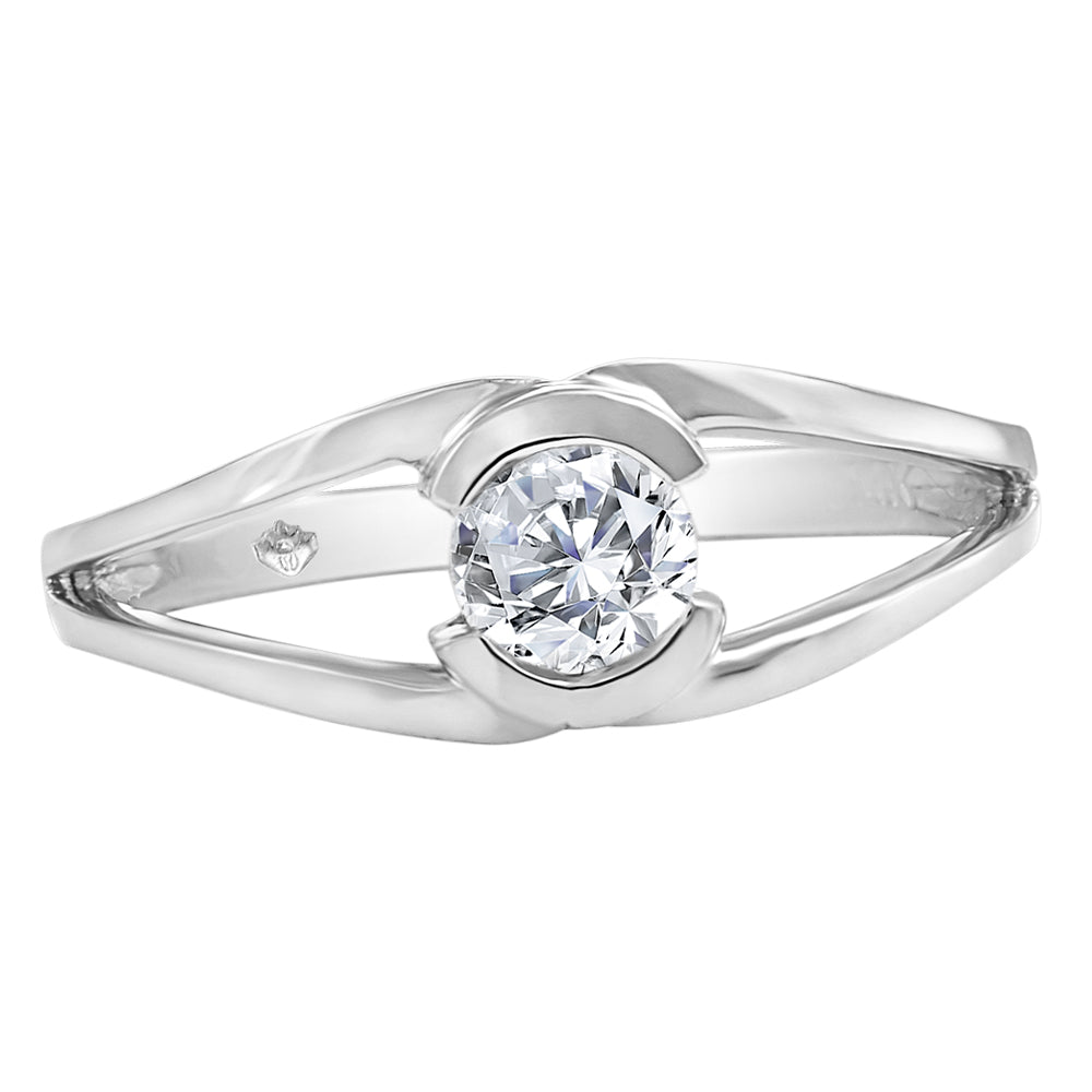14 Karat Vintage Diamond Ring, 0.41 CT Center