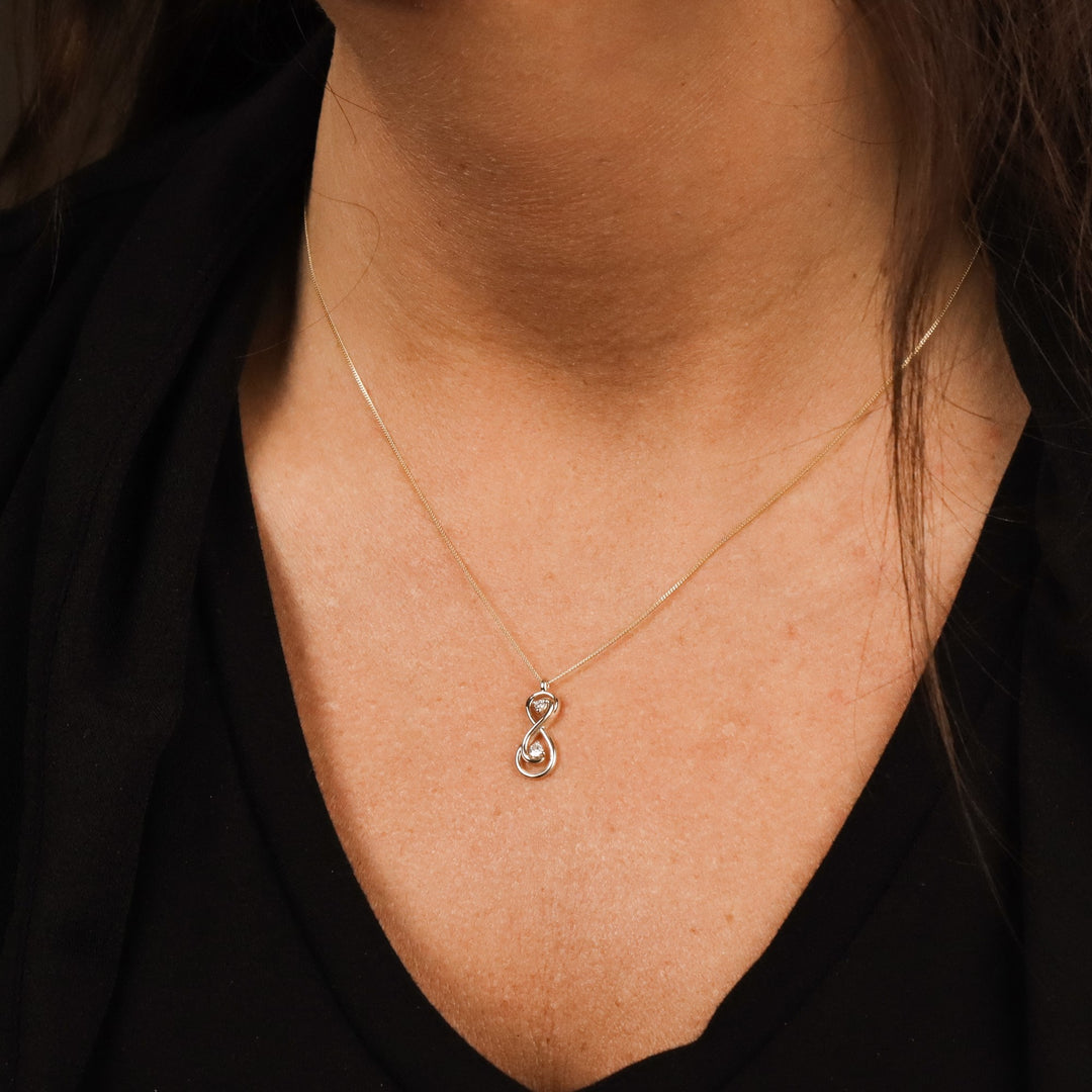 10k yellow gold infinity penda