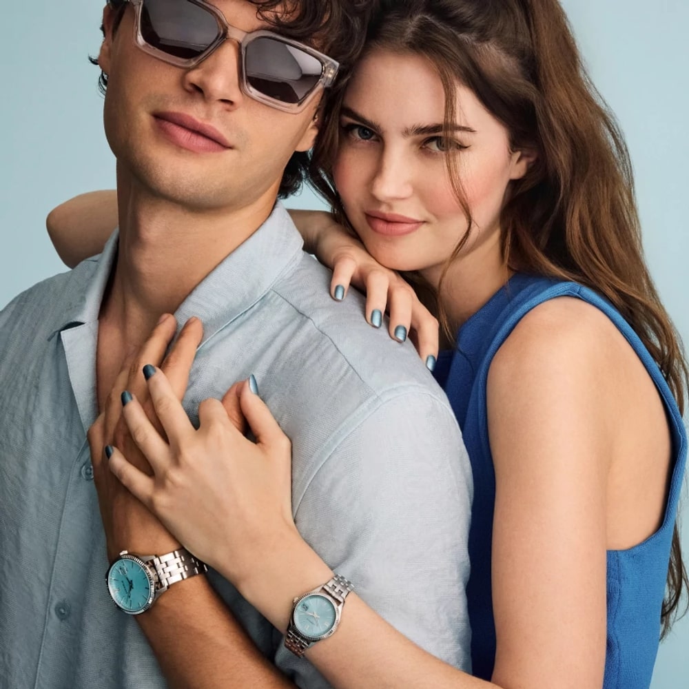 Embrace a bold, sophisticated