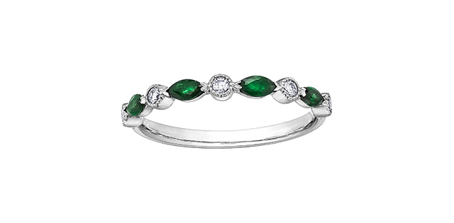 10K Emerald & Diamond Ring