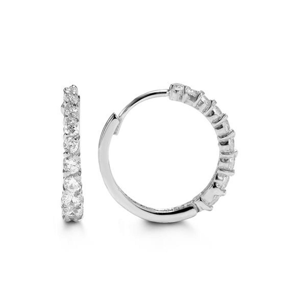 Bella 10k white gold claw set