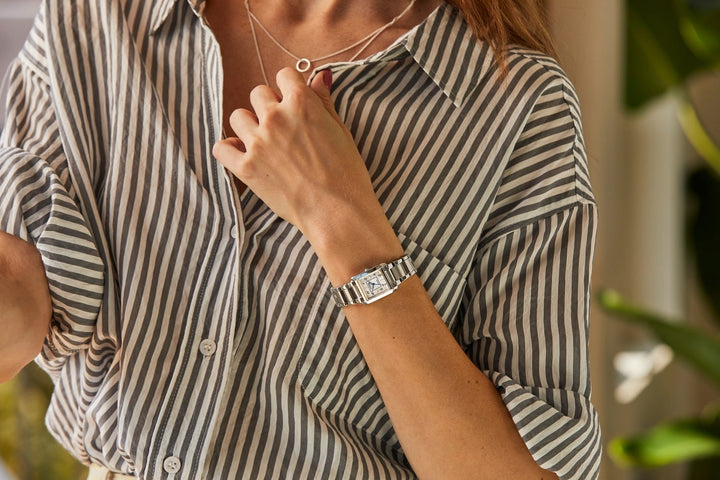 Classic lines and subtle sophi