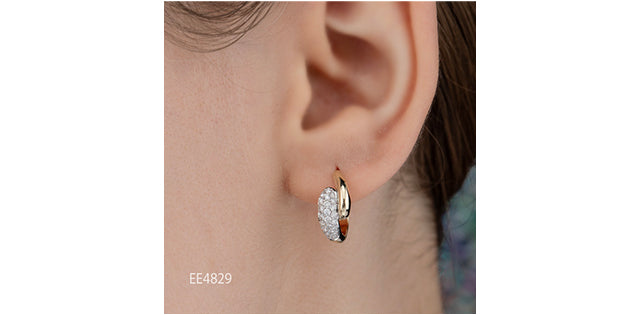 Diamond Days 10 karat yellow g