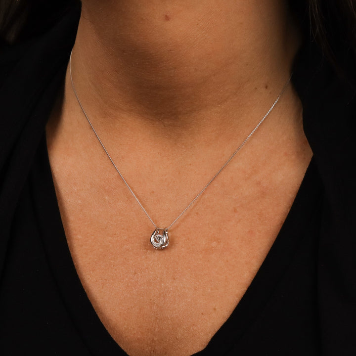 10k white gold Twinkle horsesh