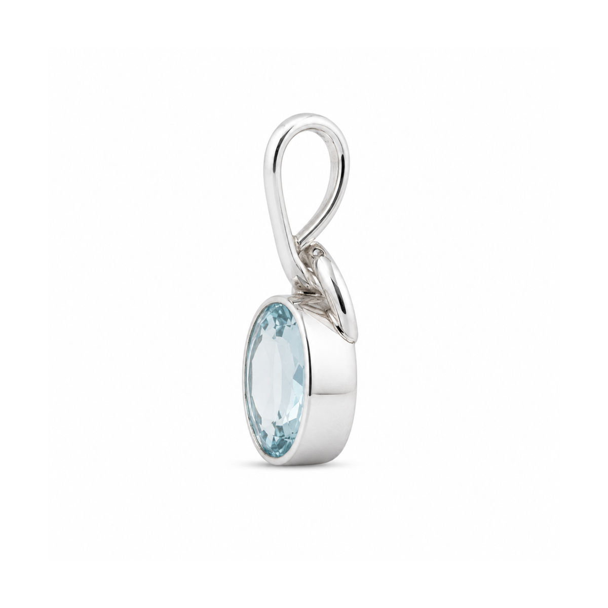 Drop Pendant in Silver with an Oval Blue Topaz
