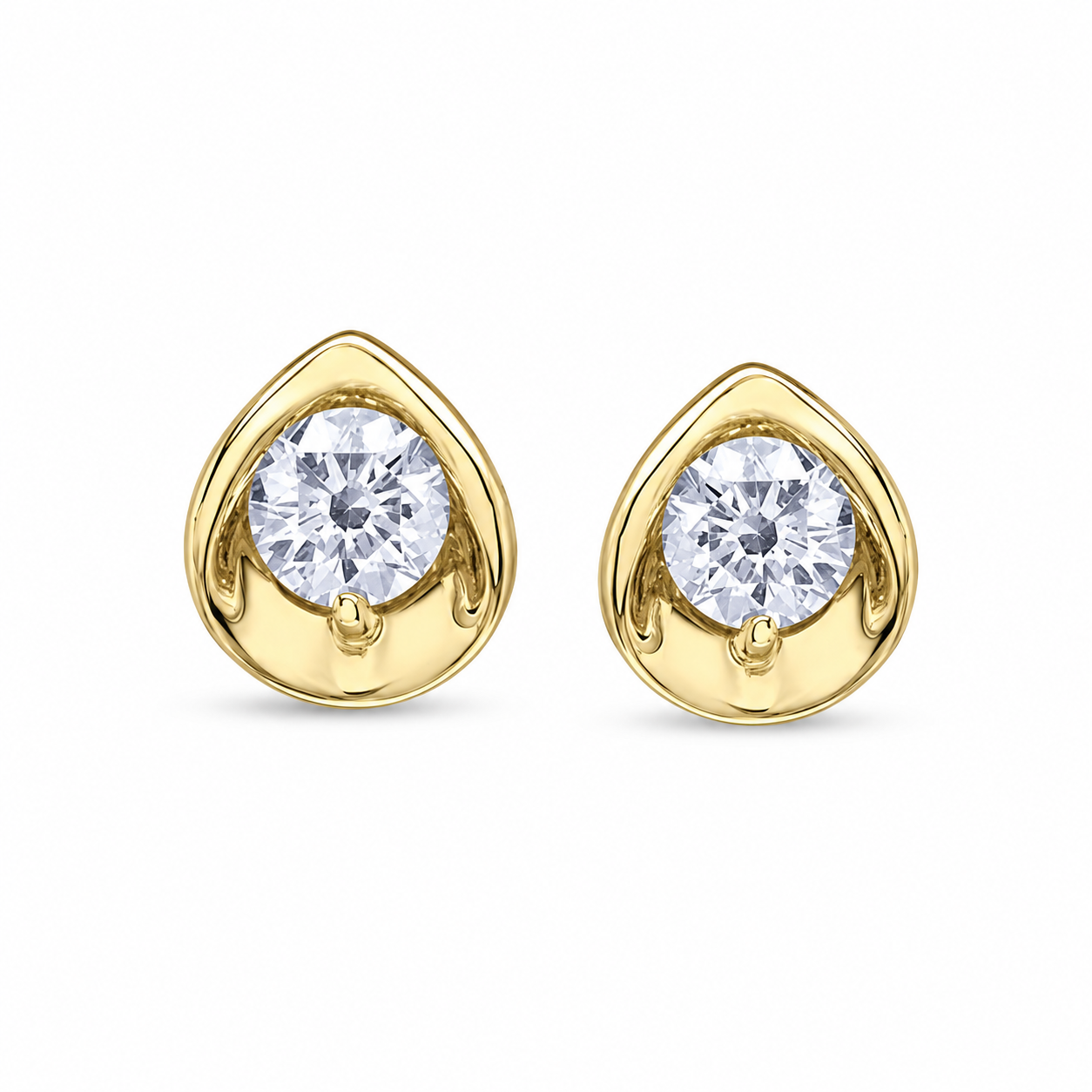 I Am Canadian 10k Yellow Gold 0.10ctw Natural Diamond Stud Earrings