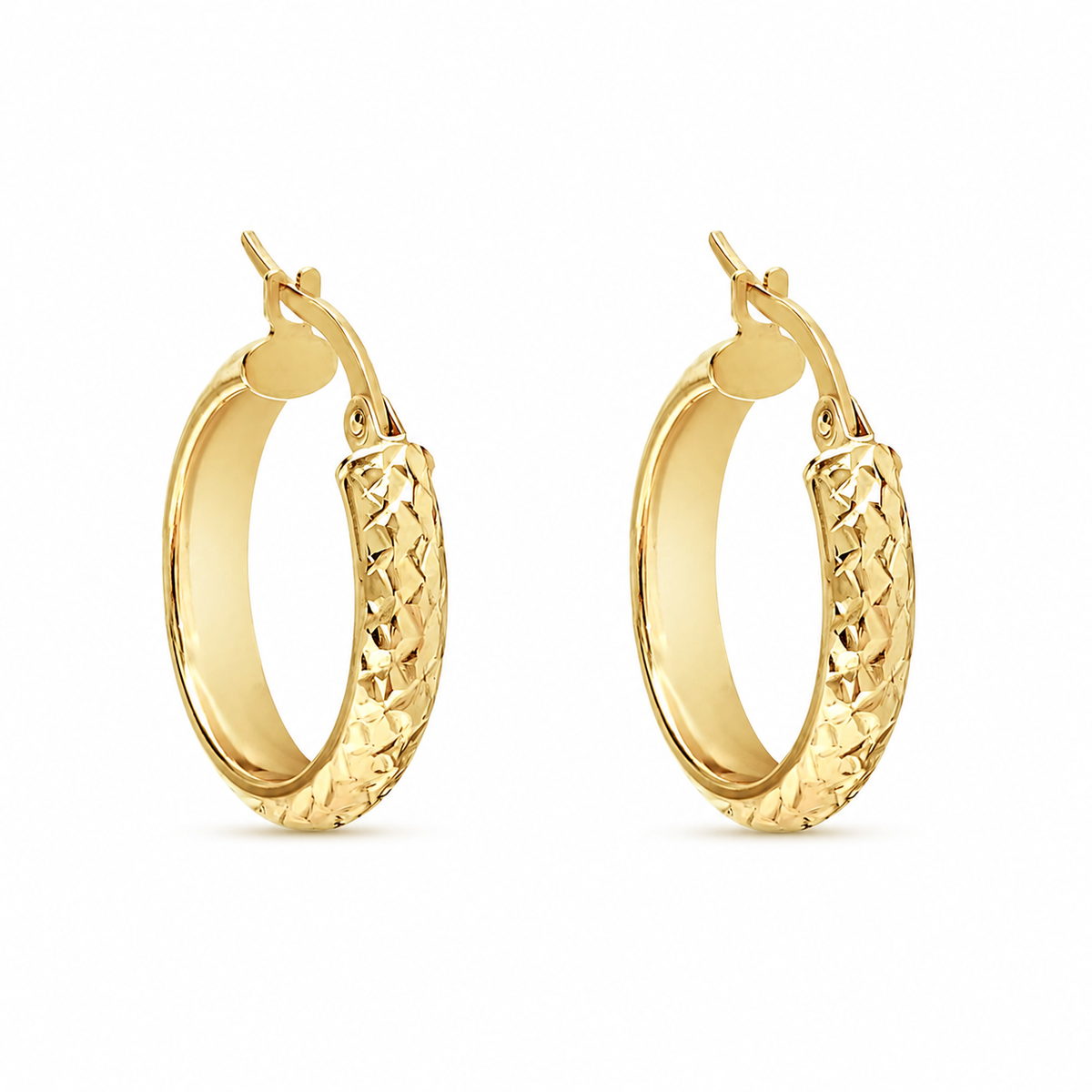 10k Yellow Gold Diamond-Cut Round Hoop Earrings (24mm x 3.9mm)