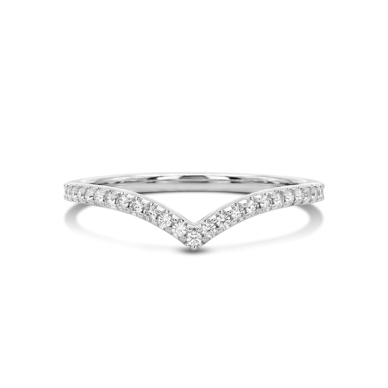 10K White Gold 0.125tcw Diamond Chevron Band