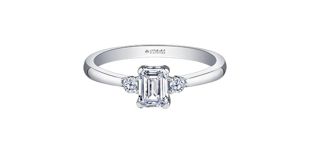 18kMaple Leaf Diamonds Engagement Ring