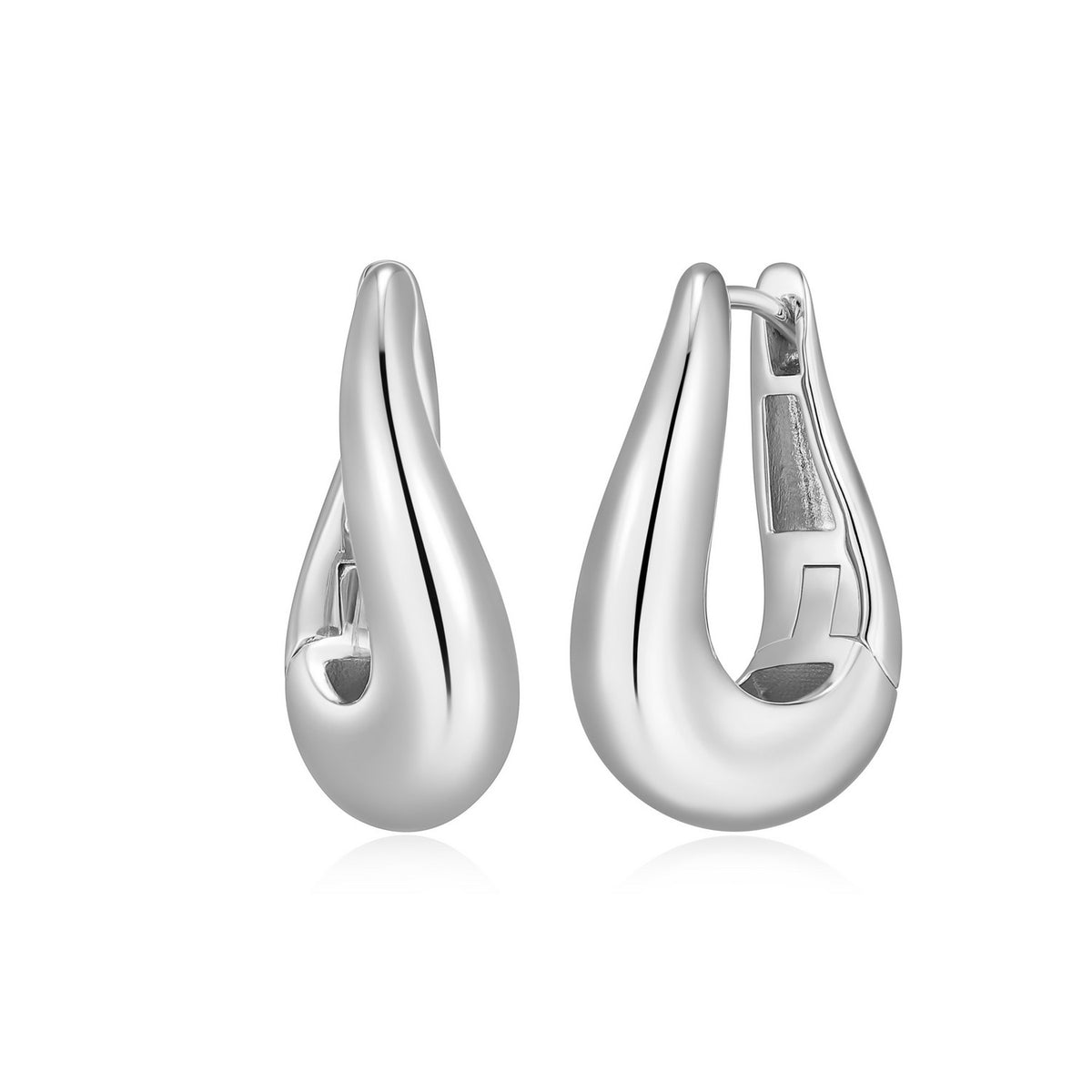 Oval Wavy Huggie Hoop Earrings