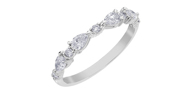 14 kt Pear and round dia band 0.40tw