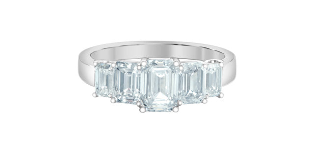 Diamond Evolution 14 karat whi