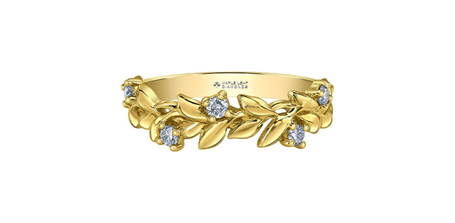 10K Leaf Design Canadian Diamond Ring