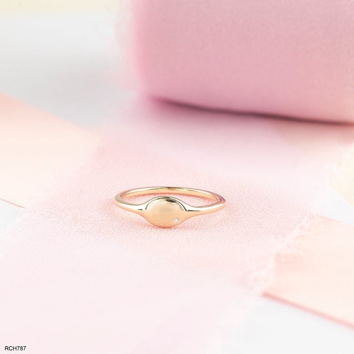 10K Oval Signet Ring