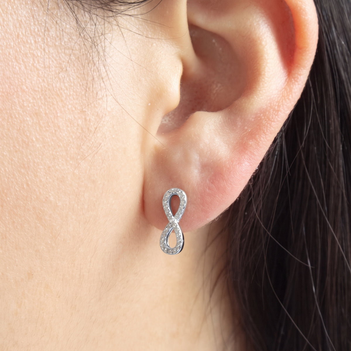 Rhodium-plated 925 sterling si