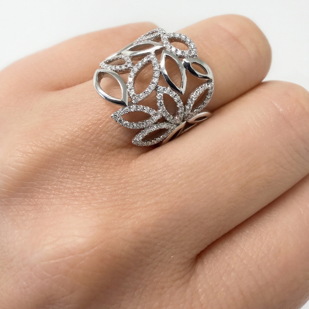 14K Floral Wide Band 0.46TDW