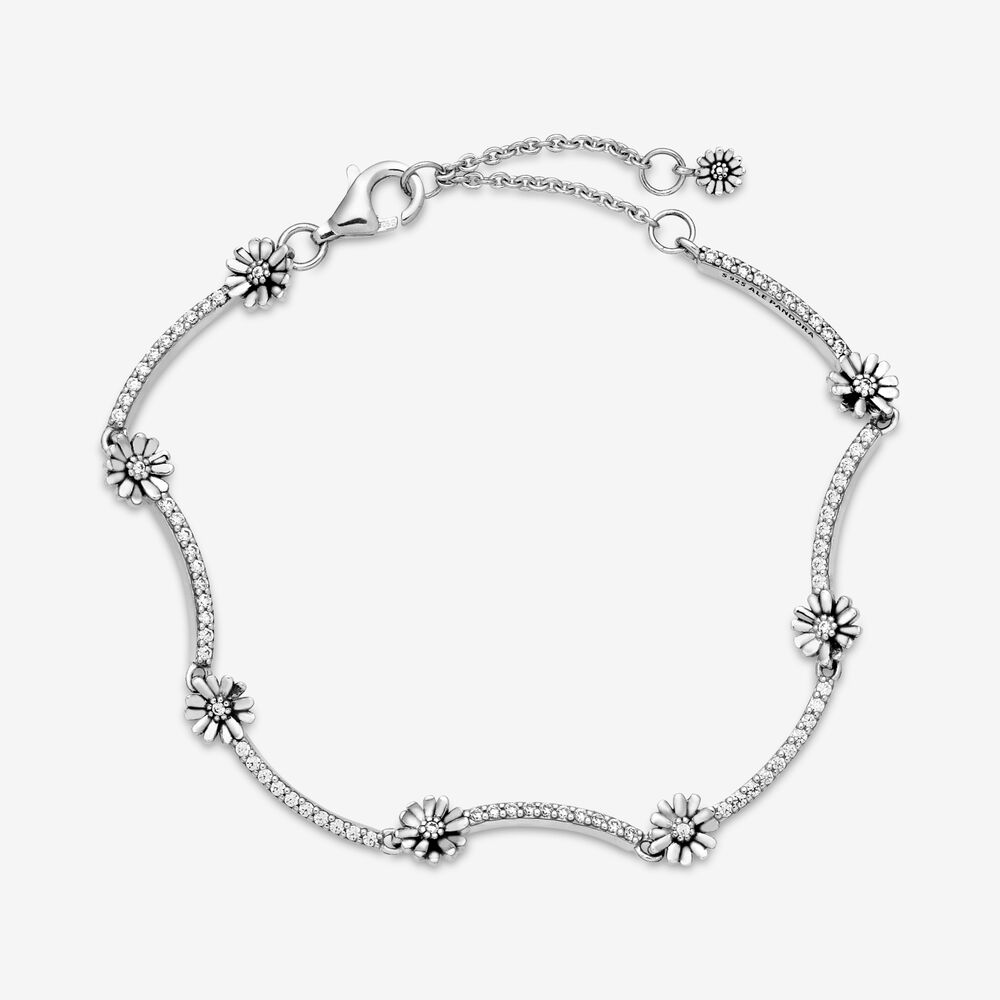FINAL SALE - Pandora Sparkling Daisy Flower Bracelet