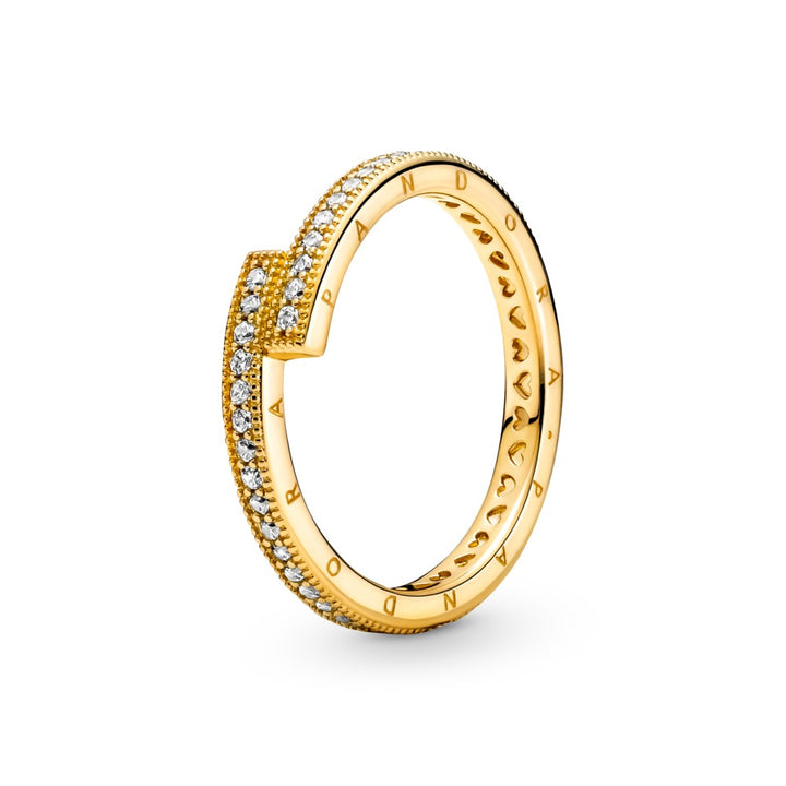 Pandora Sparkling Overlapping Ring