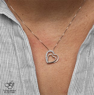 10 Karat 0.05TDW Diamond Heart Necklace, 18"