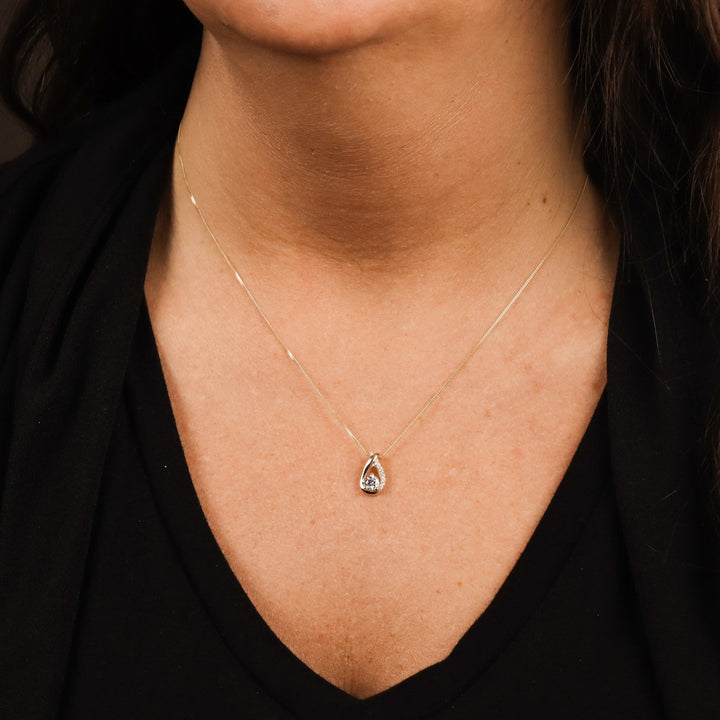 10k yellow gold drop pendant f